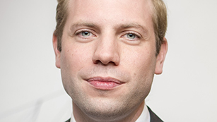 Dr. Geert Tjarks